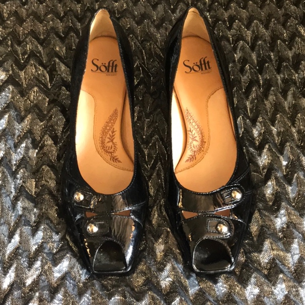 Black patent leather peep toe pumps by Sofft!